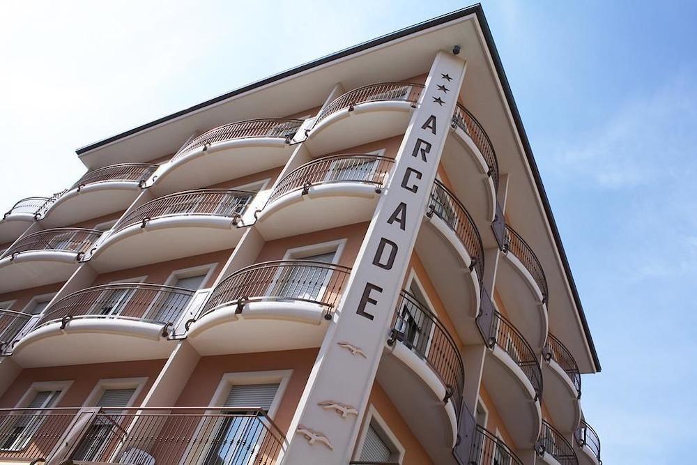 Hotel Arcade Rimini Exteriér fotografie